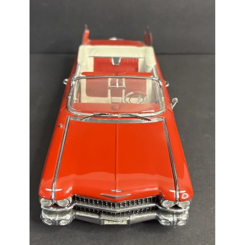 Danbury Mint 1959 Cadillac Series 62 Convertible Red Diecast 1/24 in Box